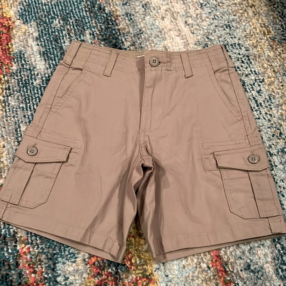 New without tags Ocean Coast khaki shorts